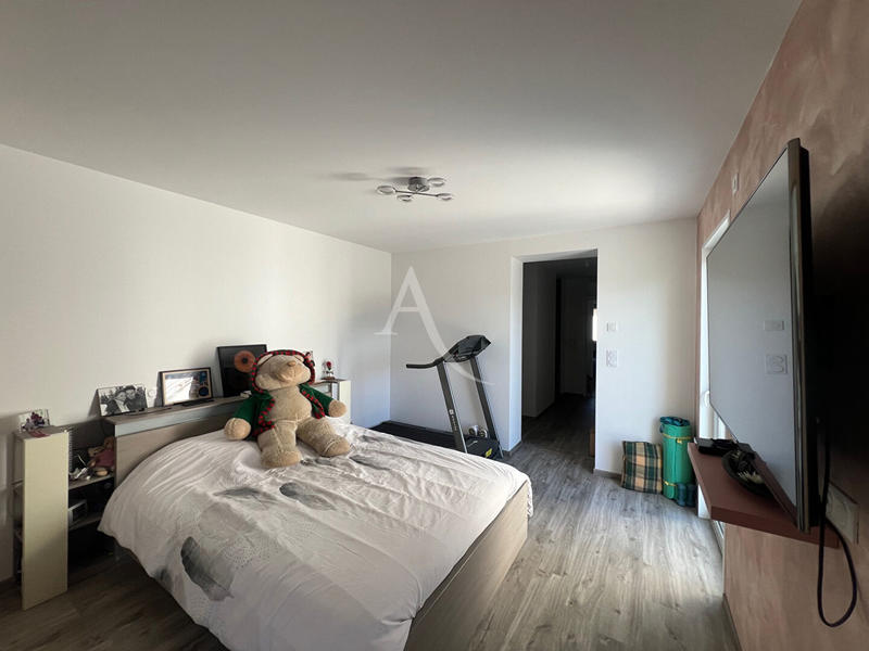 Maison - 127 m² - 5 pièces