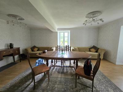 Propriété - 336 m² - 10 pièces