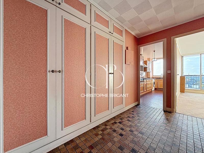 Appartement - 86 m² - 4 pièces