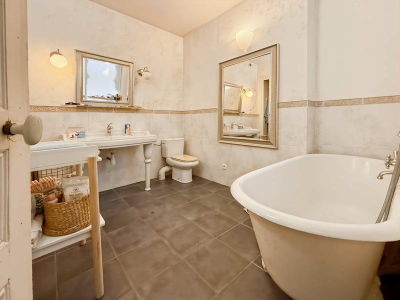 Maison bourgeoise - 186 m² - 8 pièces