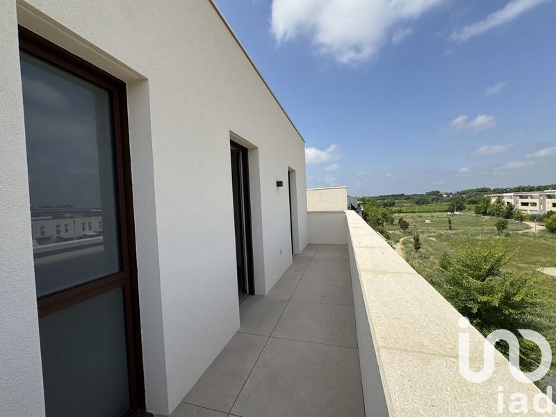 Appartement - 90 m² - 3 pièces