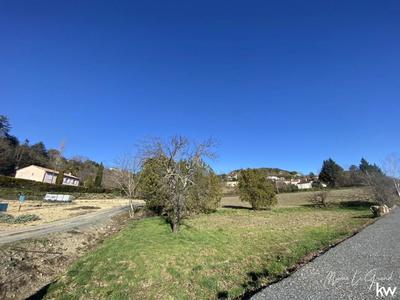 Terrain constructible - 5 253 m²