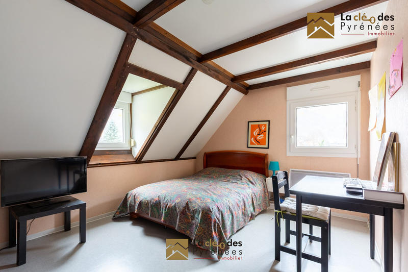 Maison - 100 m² - 6 pièces