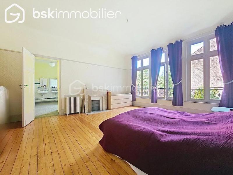 Maison de maîtres - 305 m² - 10 pièces