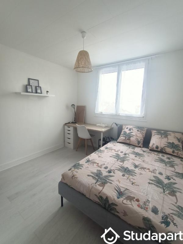 Chambre - 10 m² - 1 pièce