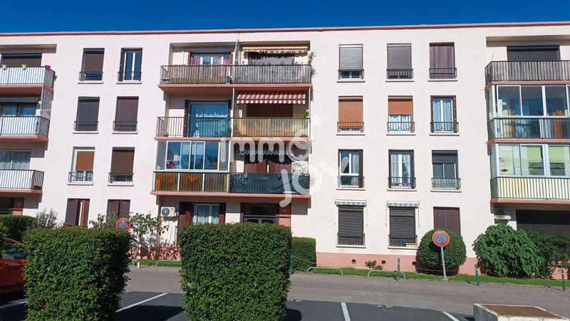 Appartement - 82 m² - 4 pièces