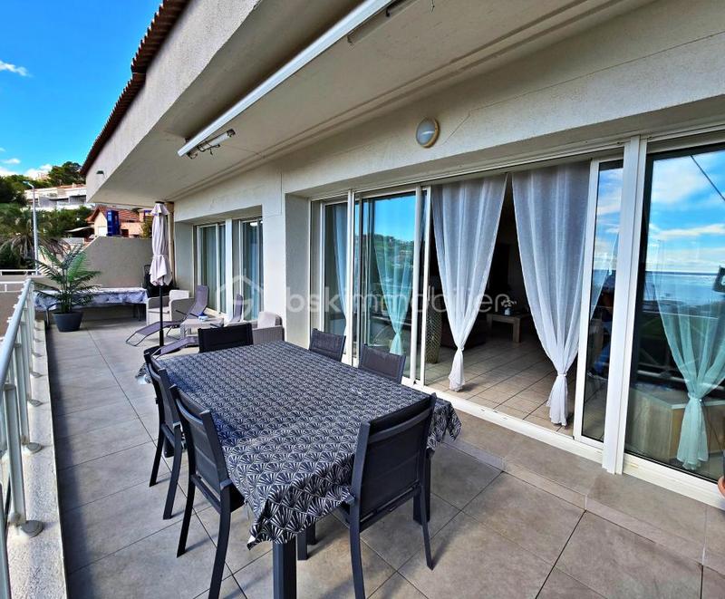 Appartement - 95 m² - 4 pièces