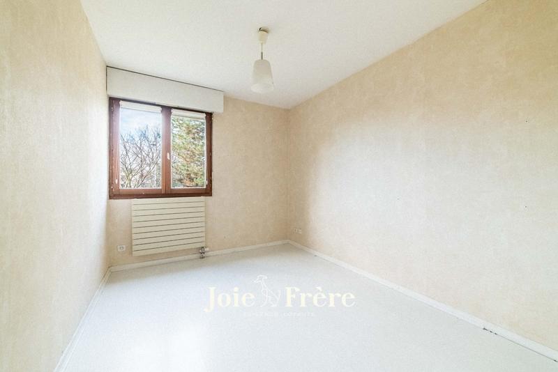 Appartement - 80 m² - 3 pièces