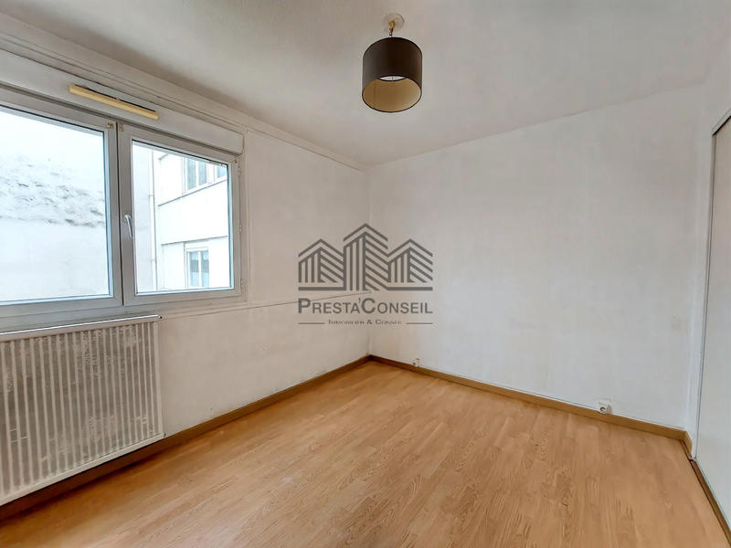 Appartement - 83 m² - 4 pièces