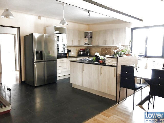 Maison - 141 m² - 5 pièces