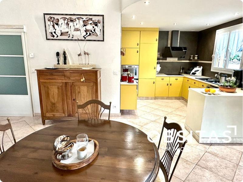 Maison - 153 m² - 5 pièces