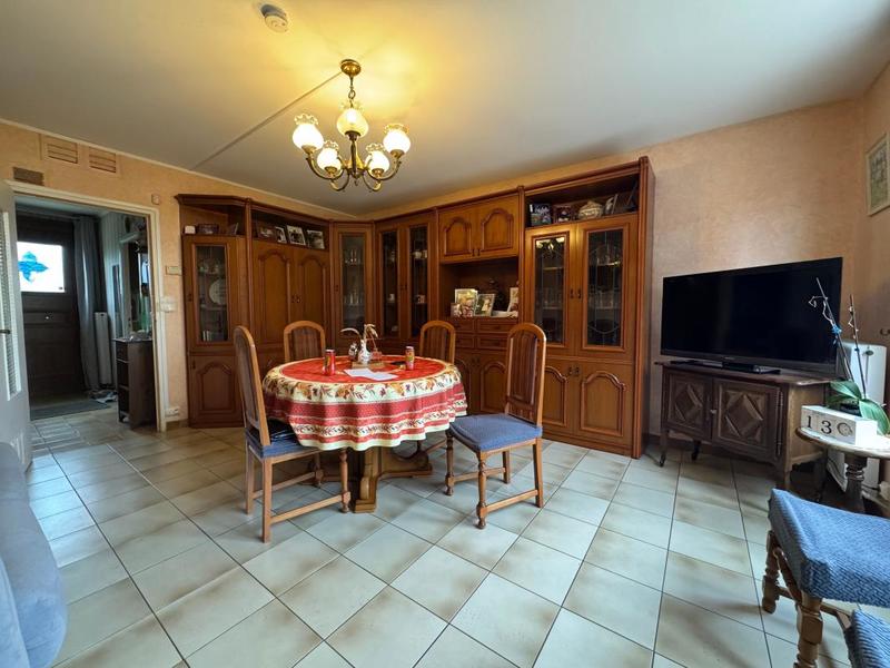 Maison - 84 m² - 4 pièces