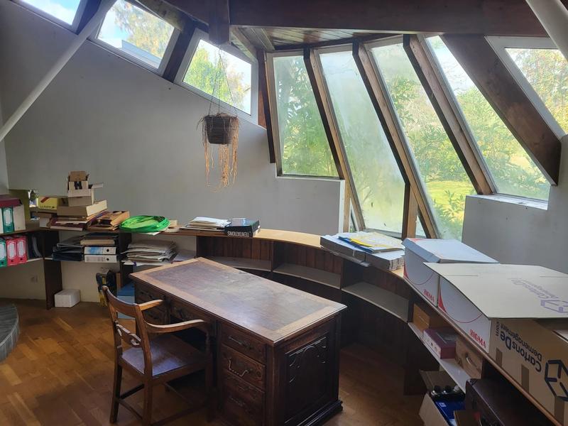 Maison - 320 m² - 11 pièces