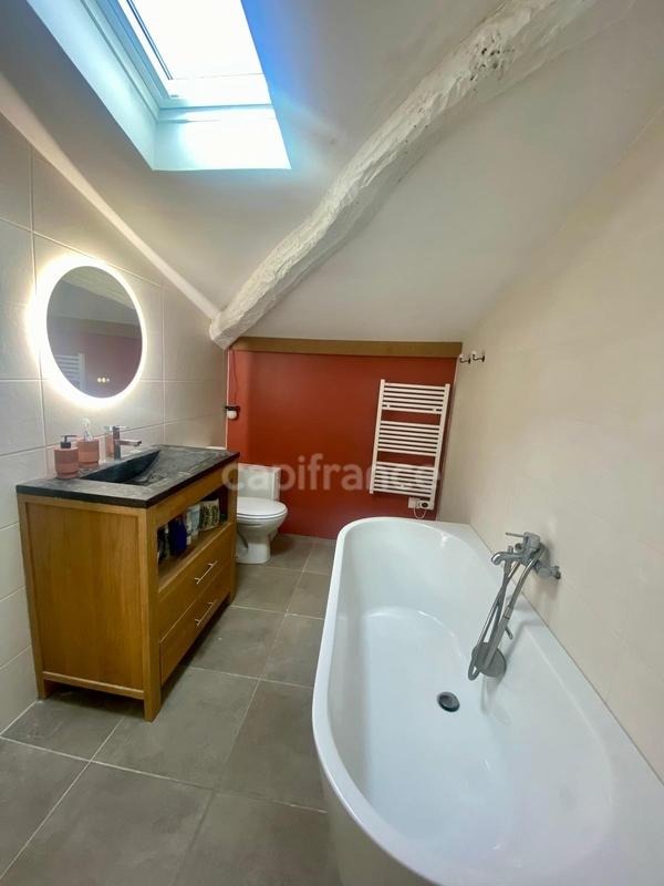 Appartement - 88 m² - 3 pièces