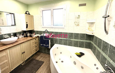 Maison - 191 m² - 6 pièces