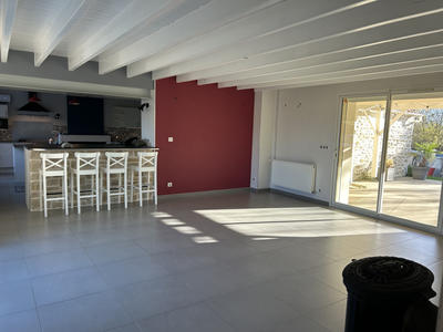 Maison - 200 m² - 8 pièces
