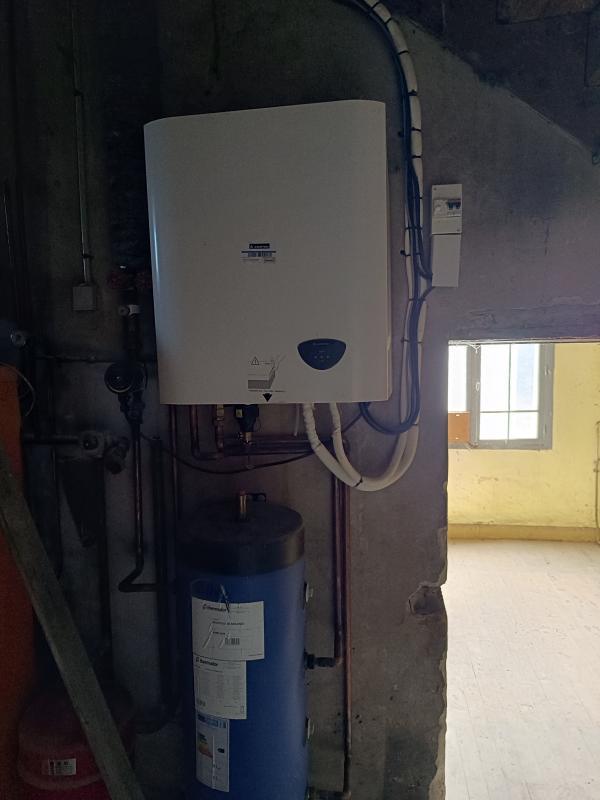 Maison - 280 m² - 6 pièces