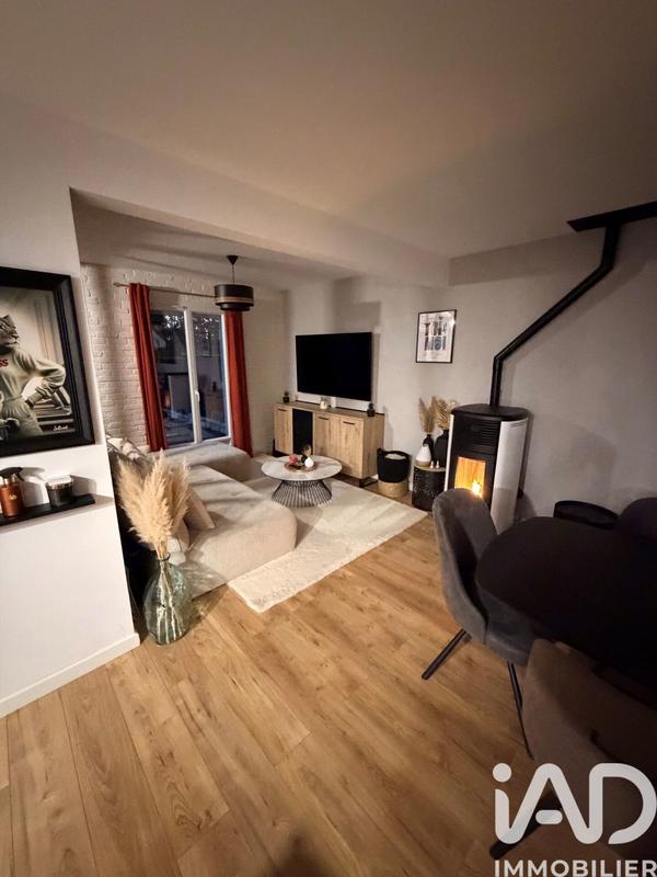 Maison - 90 m² - 4 pièces