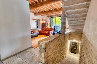 Maison - 342 m² - 9 pièces