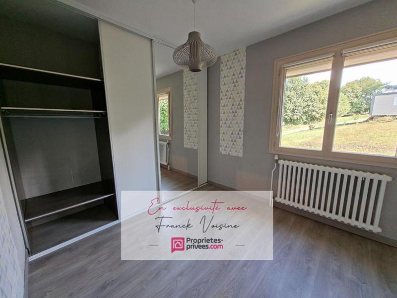 Maison - 93 m² - 7 pièces