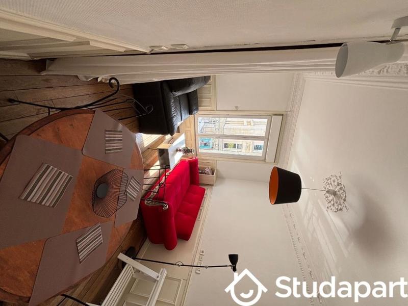 Chambre - 12 m² - 1 pièce