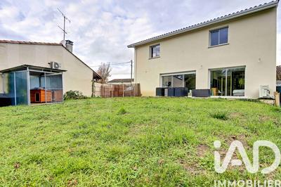 Maison - 150 m² - 5 pièces