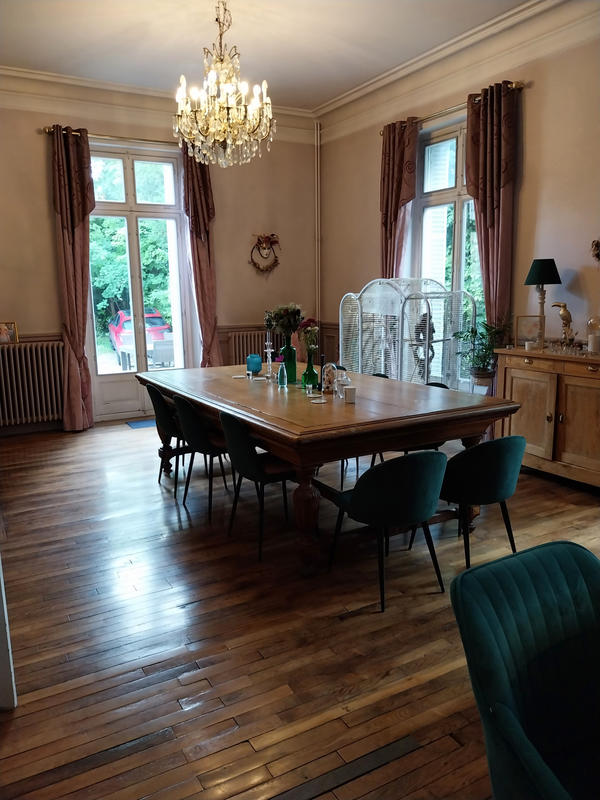 Propriété - 523 m² - 10 pièces