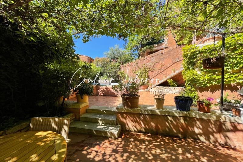 Maison de village - 239 m² - 8 pièces