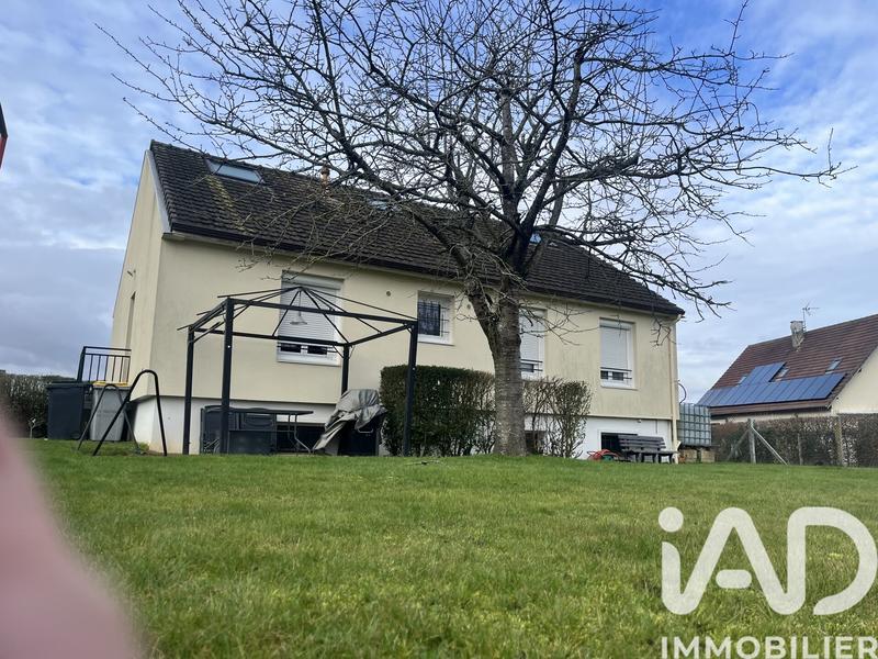 Maison - 104 m² - 6 pièces