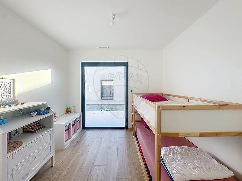 Villa - 181 m² - 7 pièces