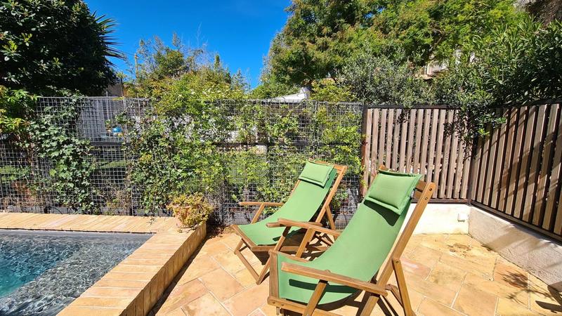 Maison traditionnelle - 260 m² - 10 pièces