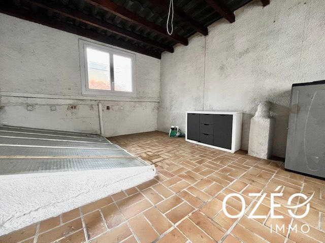 Maison traditionnelle - 95 m² - 5 pièces