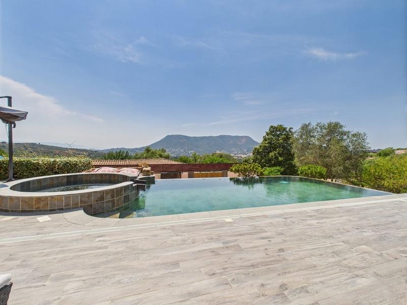 Maison - 112 m² - 3 pièces