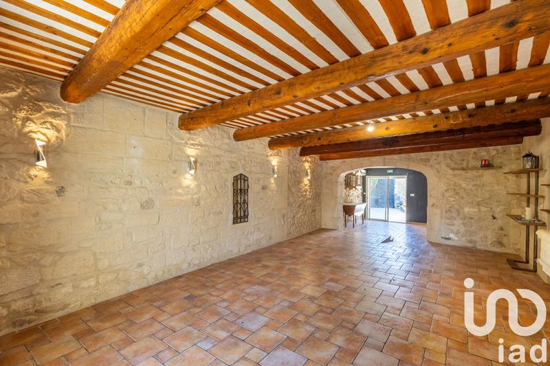 Maison - 325 m² - 9 pièces