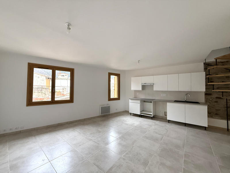 Appartement - 65 m² - 3 pièces