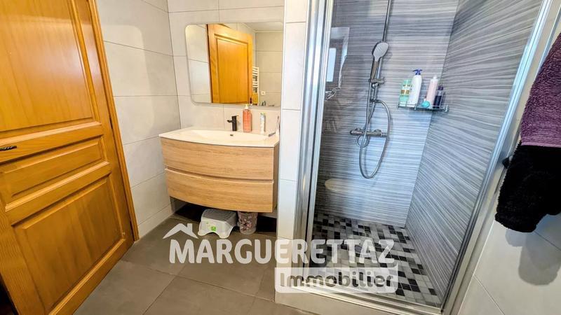 Maison - 180 m² - 6 pièces