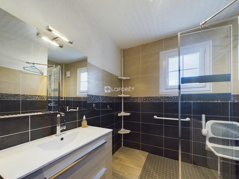 Maison - 153 m² - 7 pièces