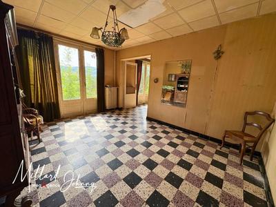 Maison - 116 m² - 6 pièces