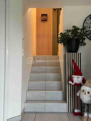 Maison - 130 m² - 6 pièces