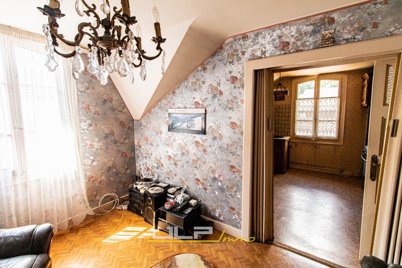 Maison - 194 m² - 8 pièces