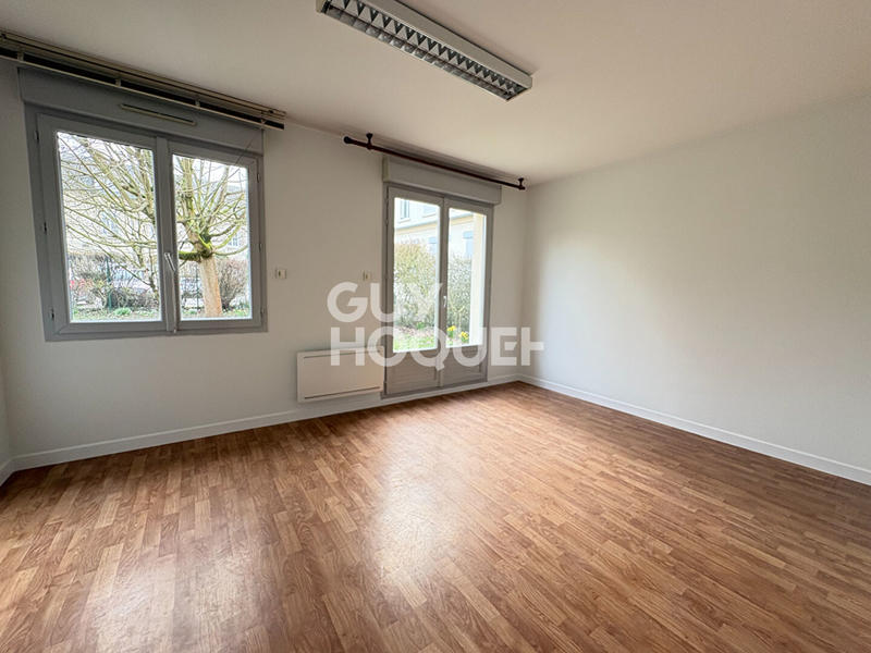 Maison - 176 m² - 8 pièces