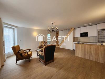 Maison - 95 m² - 4 pièces