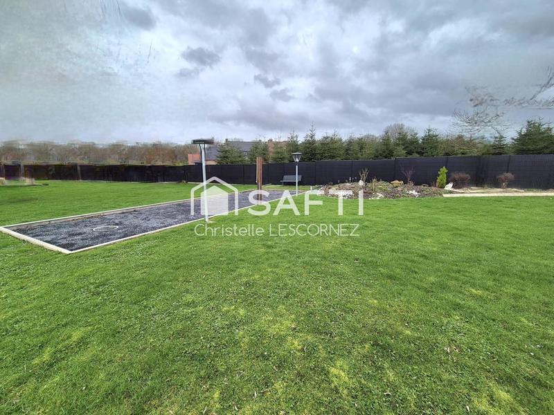 Maison - 227 m² - 6 pièces