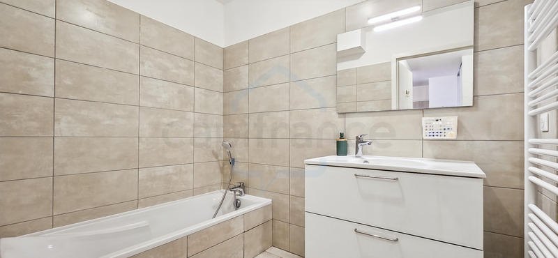 Appartement - 64 m² - 3 pièces