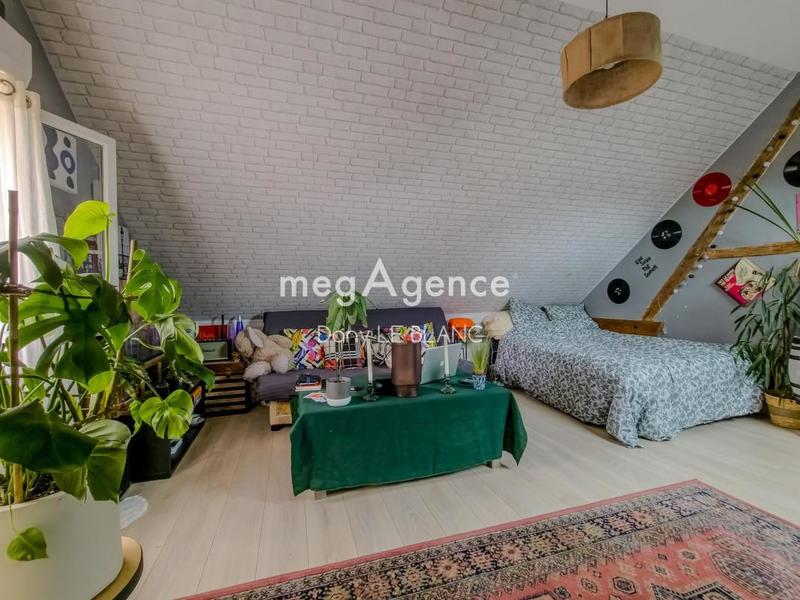 Maison - 123 m² - 4 pièces