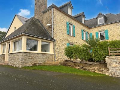 Maison de maîtres - 204 m² - 8 pièces