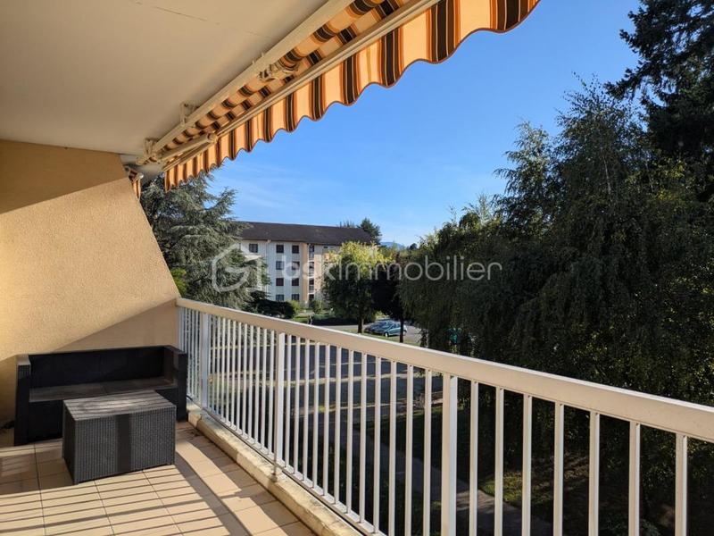 Appartement - 95 m² - 3 pièces