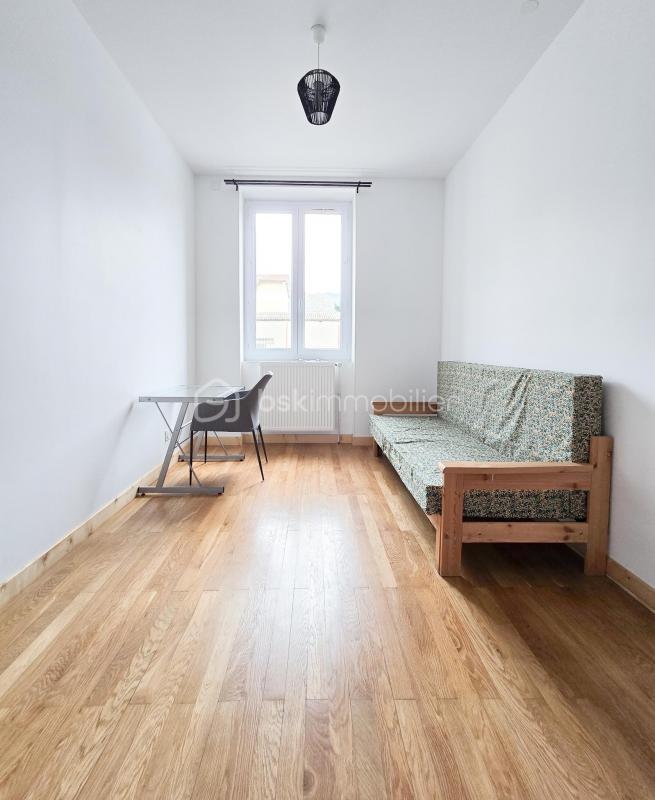 Appartement - 100 m² - 4 pièces