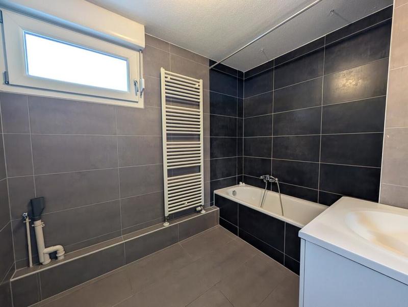 Appartement - 77 m² - 3 pièces