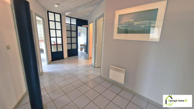 Appartement - 186 m² - 8 pièces